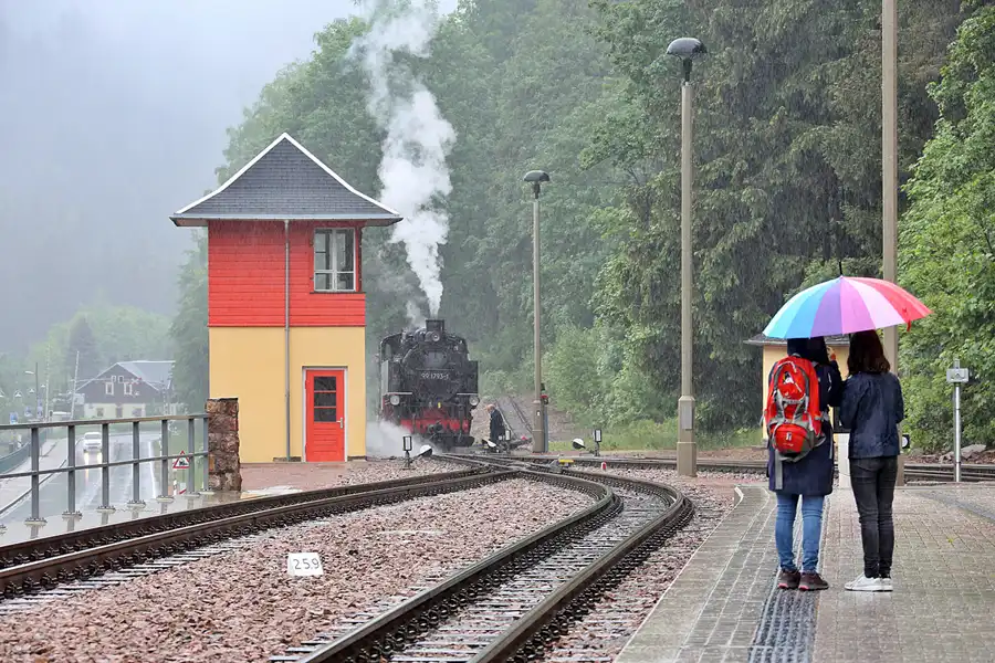 021 | 2022 | Kurort Kipsdorf | Bahnhof – Weisseritztalbahn | © carsten riede fotografie