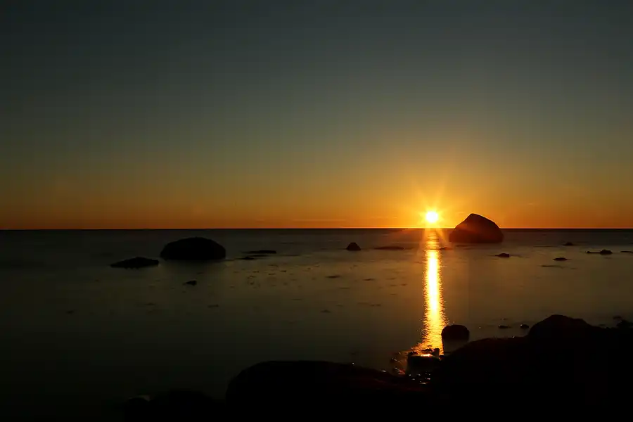 127 | 2022 | Lohme | Sonnenaufgang am Schwanenstein | © carsten riede fotografie