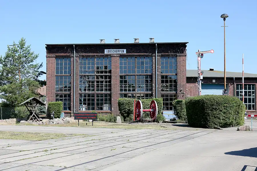 001 | 2022 | Pasewalk | Lokschuppen Pasewalk | © carsten riede fotografie