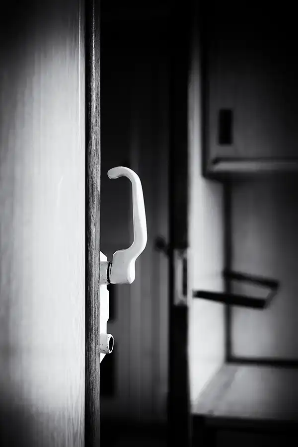 008 | 2022 | Berlin | Untersuchungshaftanstalt des Ministeriums für Staatssicherheit der DDR (MfS) Hohenschönhausen – Gefangenensammeltransportwagen (GSTW) – Grotewohl-Express | © carsten riede fotografie