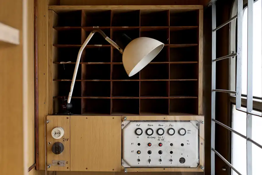 010 | 2022 | Berlin | Untersuchungshaftanstalt des Ministeriums für Staatssicherheit der DDR (MfS) Hohenschönhausen – Gefangenensammeltransportwagen (GSTW) – Grotewohl-Express | © carsten riede fotografie