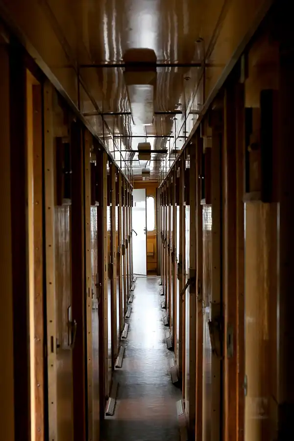 014 | 2022 | Berlin | Untersuchungshaftanstalt des Ministeriums für Staatssicherheit der DDR (MfS) Hohenschönhausen – Gefangenensammeltransportwagen (GSTW) – Grotewohl-Express | © carsten riede fotografie