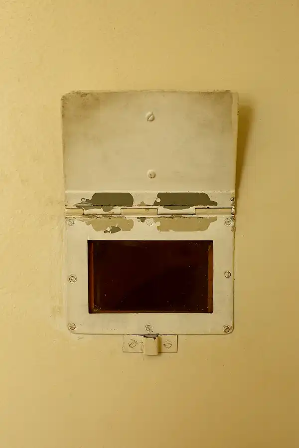 076 | 2022 | Berlin | Das Haftkrankenhaus in der Untersuchungshaftanstalt des Ministeriums für Staatssicherheit der DDR (MfS) Hohenschönhausen | © carsten riede fotografie