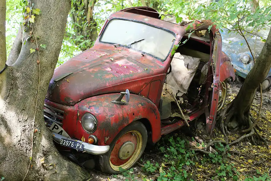 004 | 2022 | Erkrath | Auto-Skulpturen-Park | © carsten riede fotografie