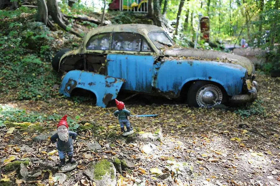 044 | 2022 | Erkrath | Auto-Skulpturen-Park | © carsten riede fotografie