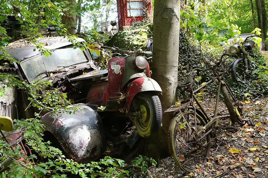 046 | 2022 | Erkrath | Auto-Skulpturen-Park | © carsten riede fotografie