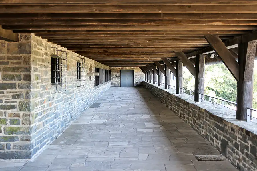 004 | 2022 | Vogelsang IP | ehemalige NS-Ordensburg Vogelsang | © carsten riede fotografie