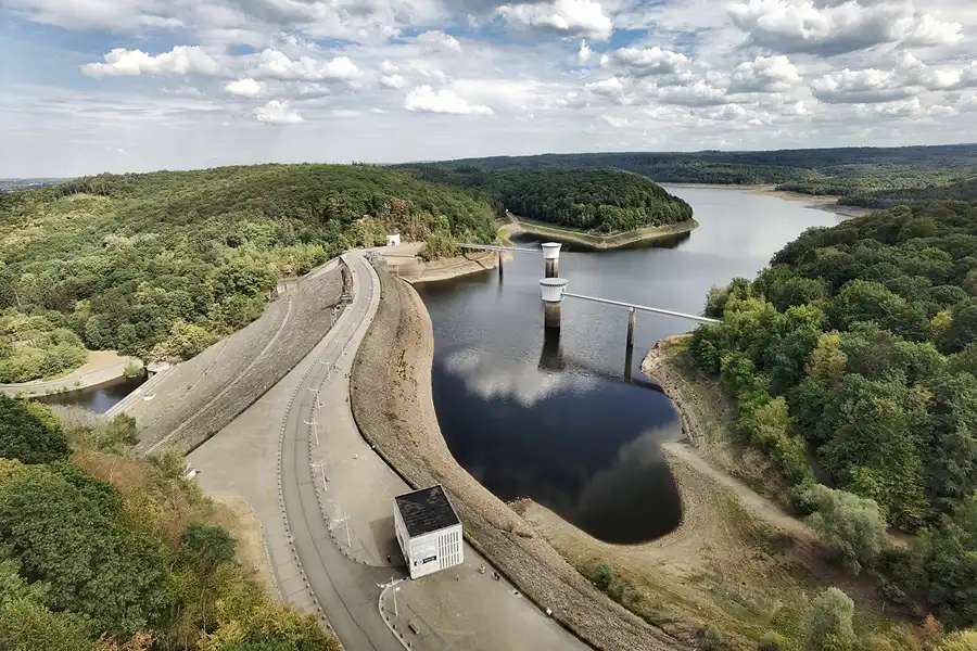 001 | 2022 | Gileppe-Talsperre | © carsten riede fotografie