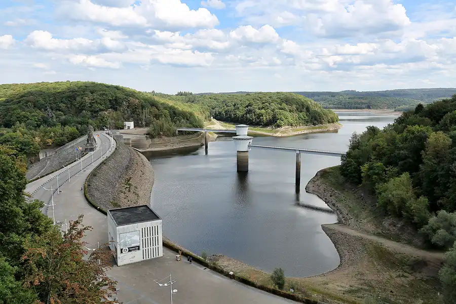014 | 2022 | Gileppe-Talsperre | © carsten riede fotografie