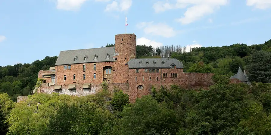 067 | 2022 | Heimbach | Burg Hengebach | © carsten riede fotografie