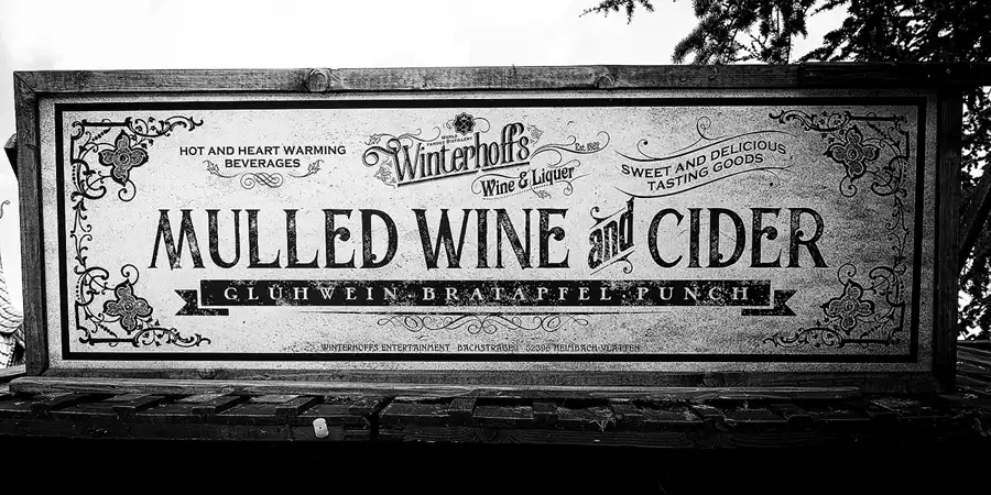 082 | 2022 | Heimbach | Burg Hengebach | © carsten riede fotografie