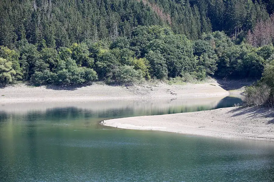 130 | 2022 | Urftstaumauer | © carsten riede fotografie