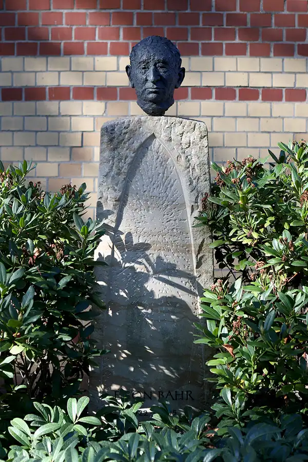 050 | 2022 | Berlin | Dorotheenstädtischer Friedhof | © carsten riede fotografie