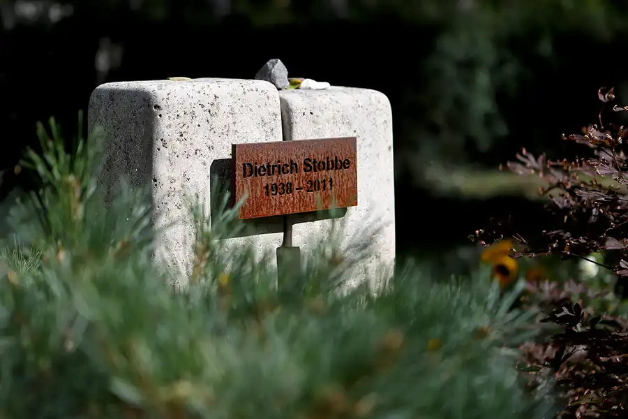 075 | 2022 | Berlin | Dorotheenstädtischer Friedhof | © carsten riede fotografie