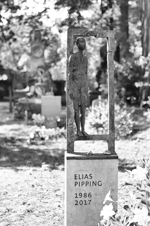 077 | 2022 | Berlin | Dorotheenstädtischer Friedhof | © carsten riede fotografie