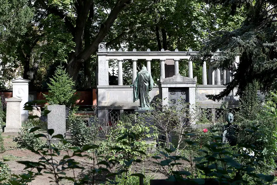 080 | 2022 | Berlin | Dorotheenstädtischer Friedhof | © carsten riede fotografie