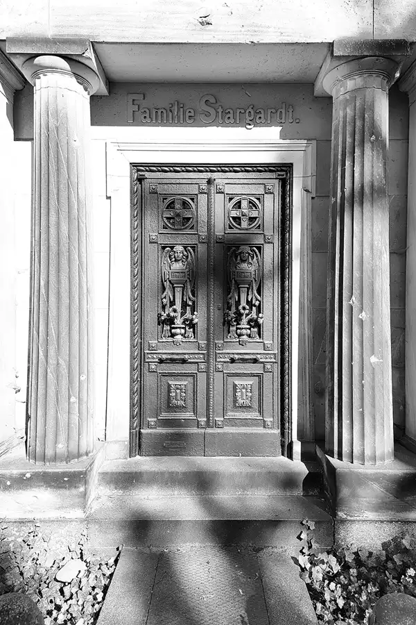 086 | 2022 | Berlin | Dorotheenstädtischer Friedhof | © carsten riede fotografie