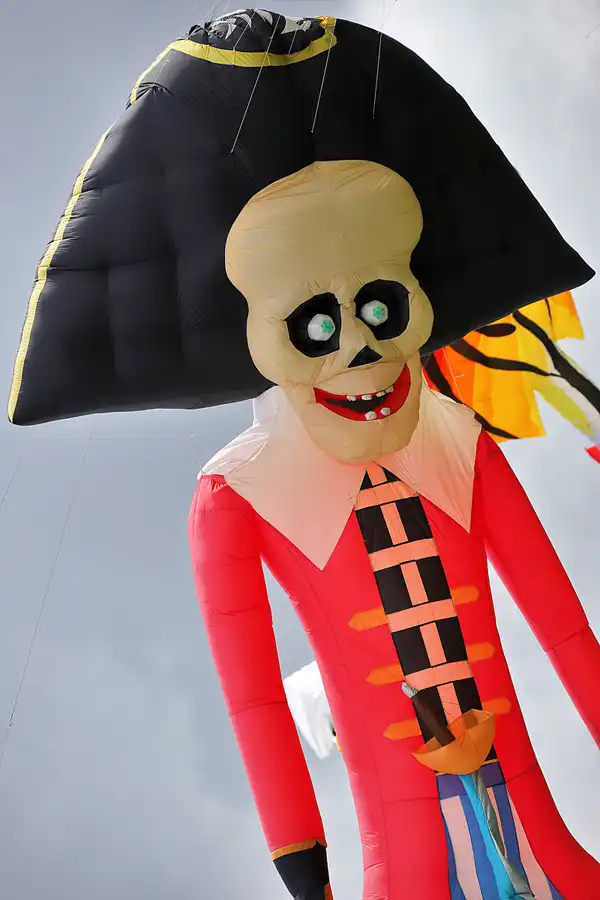 037 | 2022 | Berlin | Festival der Riesendrachen | © carsten riede fotografie