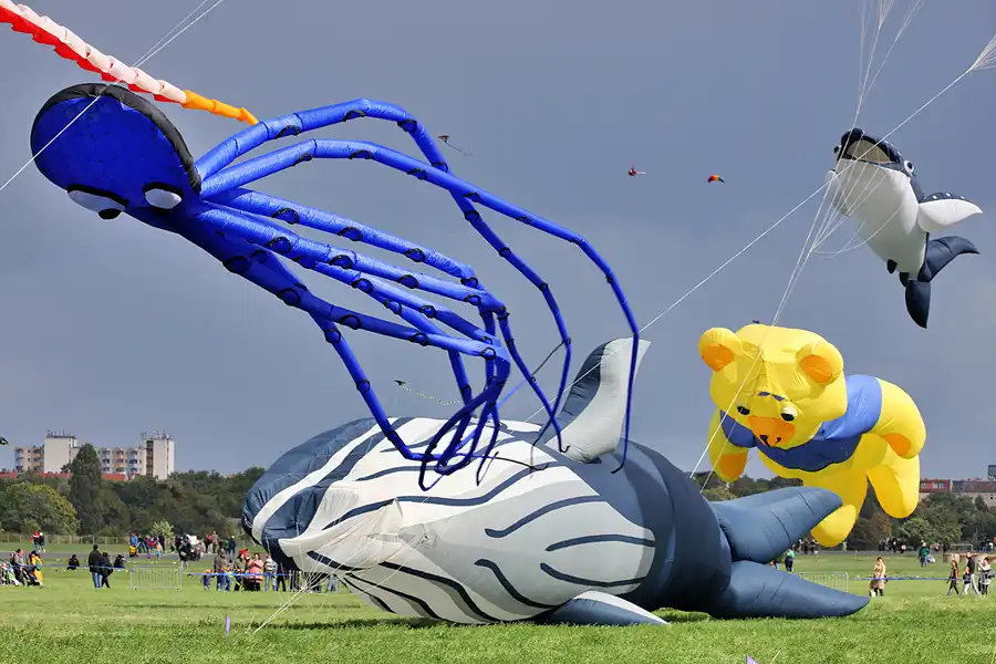 075 | 2022 | Berlin | Festival der Riesendrachen | © carsten riede fotografie