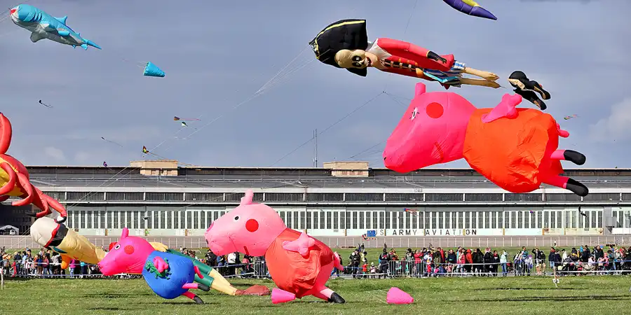 108 | 2022 | Berlin | Festival der Riesendrachen | © carsten riede fotografie