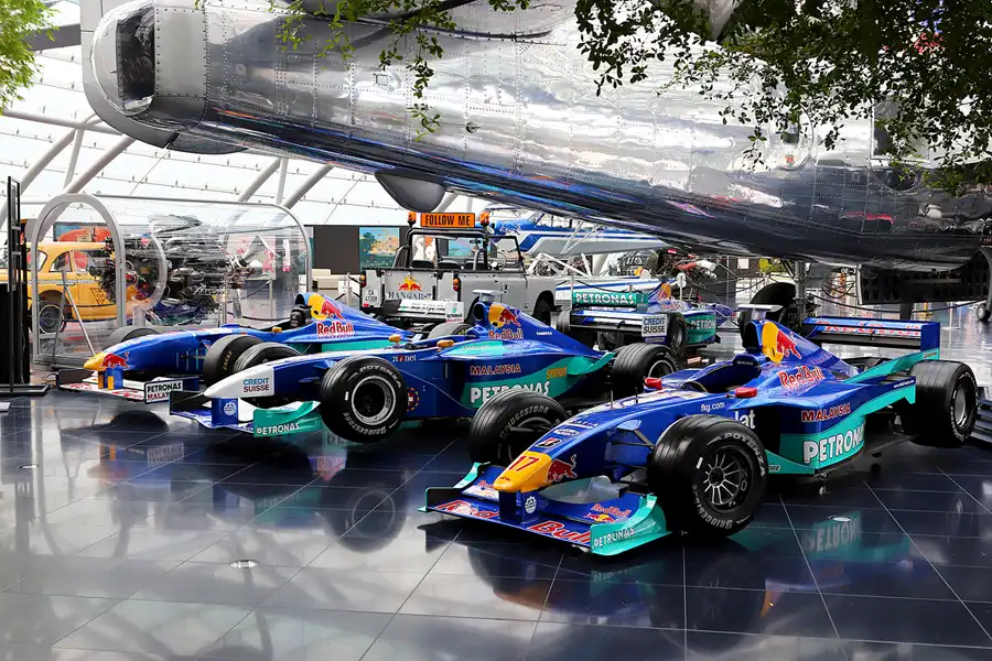 017 | 2022 | Salzburg | Red Bull Hangar-7 | © carsten riede fotografie