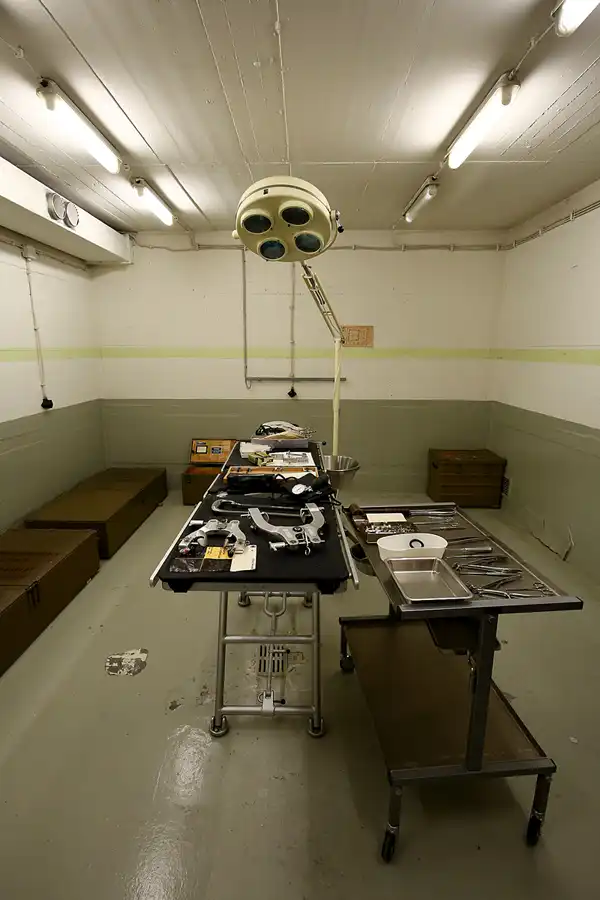 016 | 2022 | Gunzenhausen | Unterirdisches Hilfskrankenhaus | © carsten riede fotografie