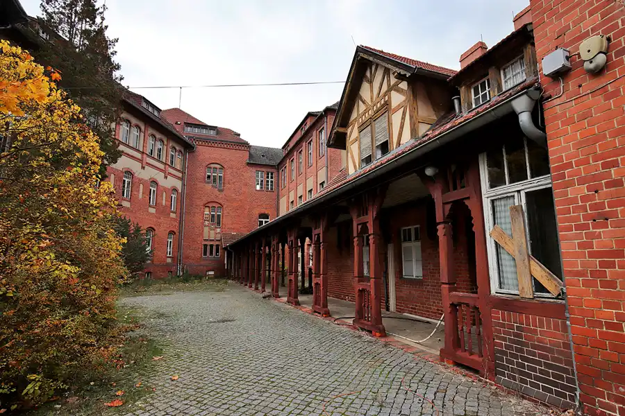 088 | 2022 | Kolkwitz | Lungenheilstätte Kolkwitz | © carsten riede fotografie