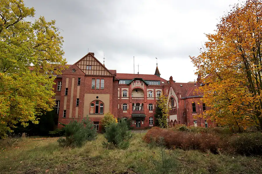 095 | 2022 | Kolkwitz | Lungenheilstätte Kolkwitz | © carsten riede fotografie