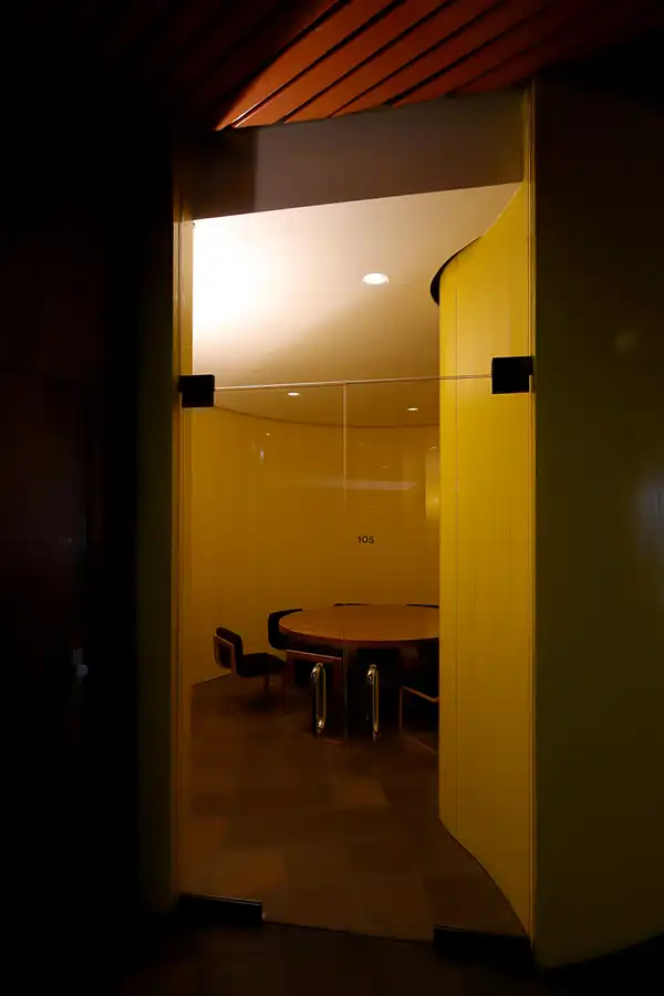 017 | 2022 | Berlin | Tschechische Botschaft – 50-jähriges Jubiläum der Entwürfe des Botschaftsgebäudes von 1972 | © carsten riede fotografie