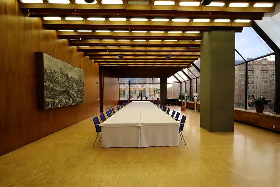 031 | 2022 | Berlin | Tschechische Botschaft – 50-jähriges Jubiläum der Entwürfe des Botschaftsgebäudes von 1972 | © carsten riede fotografie