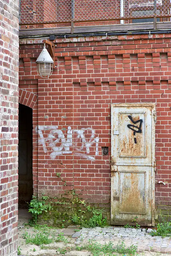 036 | 2023 | Berlin | Rummelsburger Landstrasse – Altes Kraftwerk Rummelsburg | © carsten riede fotografie