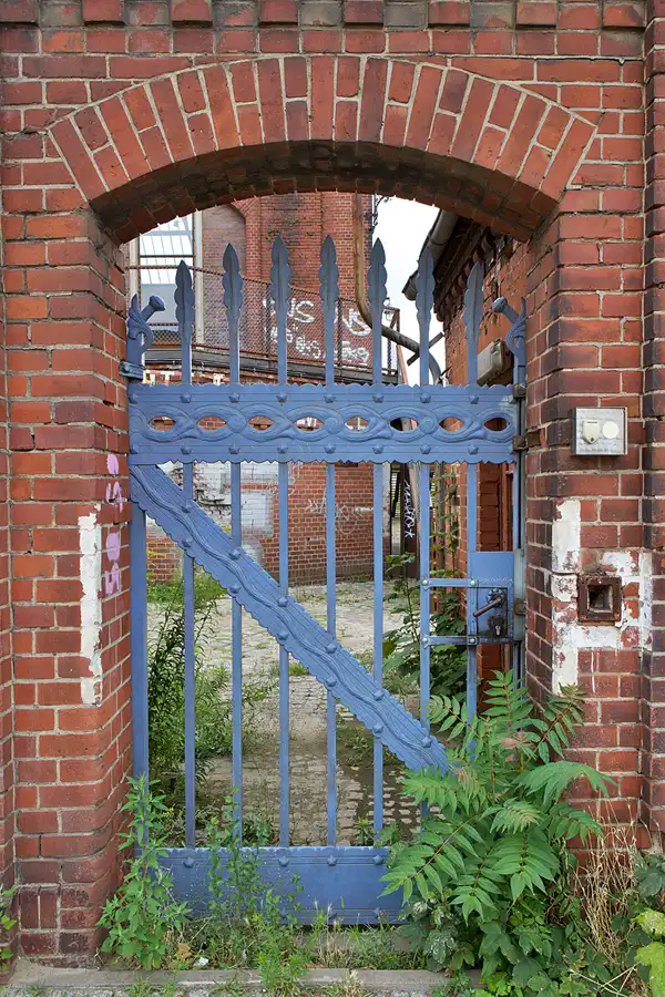 037 | 2023 | Berlin | Rummelsburger Landstrasse – Altes Kraftwerk Rummelsburg | © carsten riede fotografie