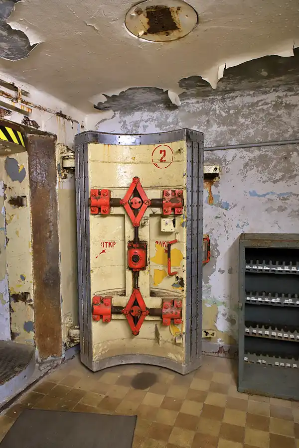 057 | 2023 | Wünsdorf-Waldstadt | Fernmeldebunker Zeppelin (Amt 500) | © carsten riede fotografie