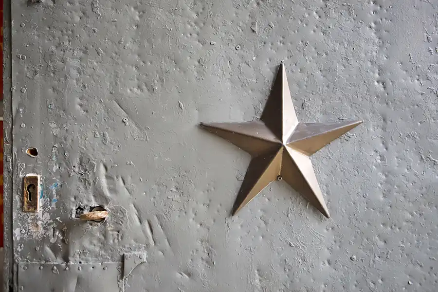 100 | 2023 | Wünsdorf-Waldstadt | © carsten riede fotografie