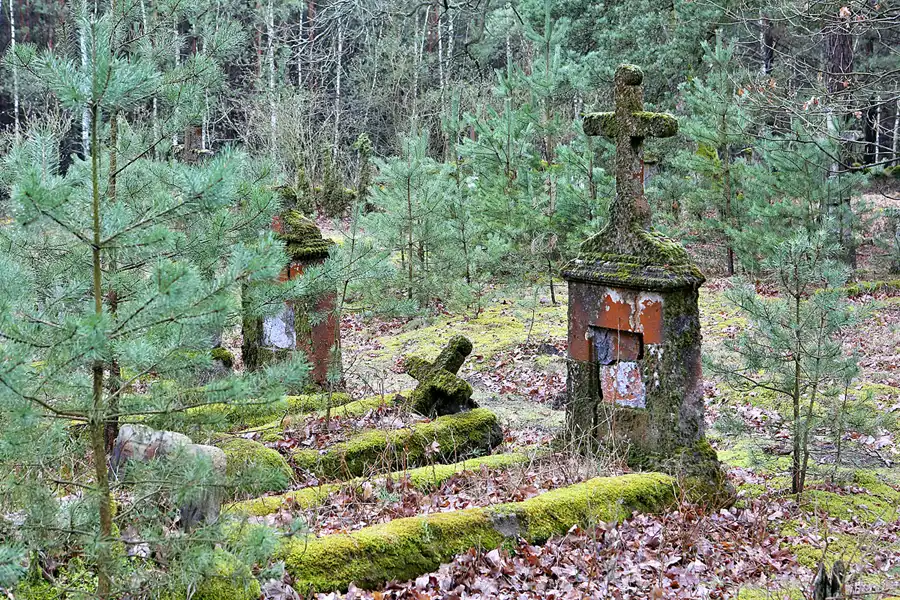 031 | 2023 | Orlina Duża | Cmentarz Ewangelicki | © carsten riede fotografie