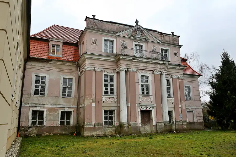 005 | 2023 | Chocz | Kolegiata i Pałac Infułatów Chocz | © carsten riede fotografie