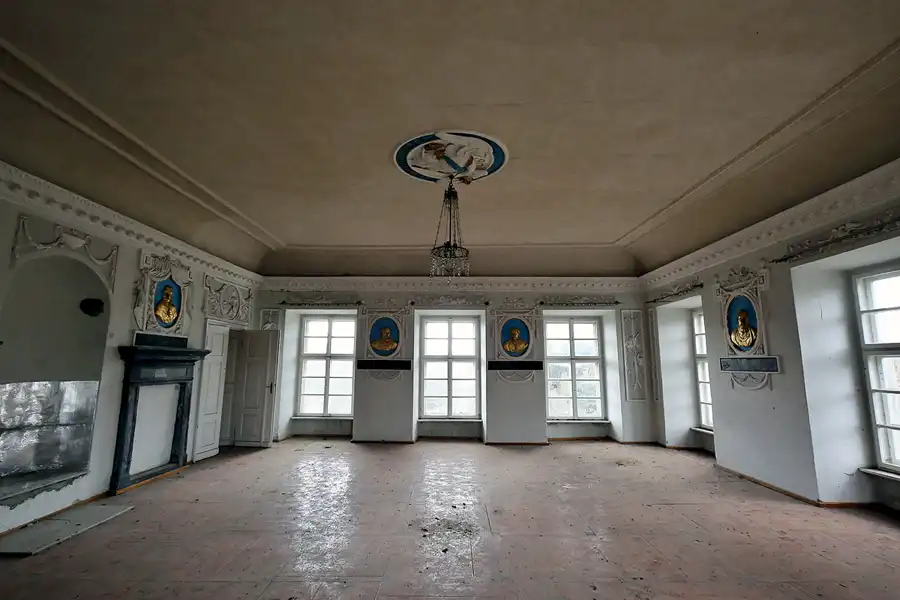 010 | 2023 | Chocz | Kolegiata i Pałac Infułatów Chocz | © carsten riede fotografie