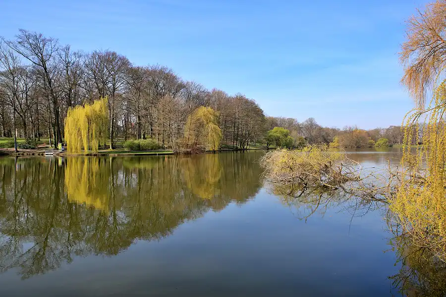008 | 2023 | Berlin | Obersee-Orankesee-Park | © carsten riede fotografie