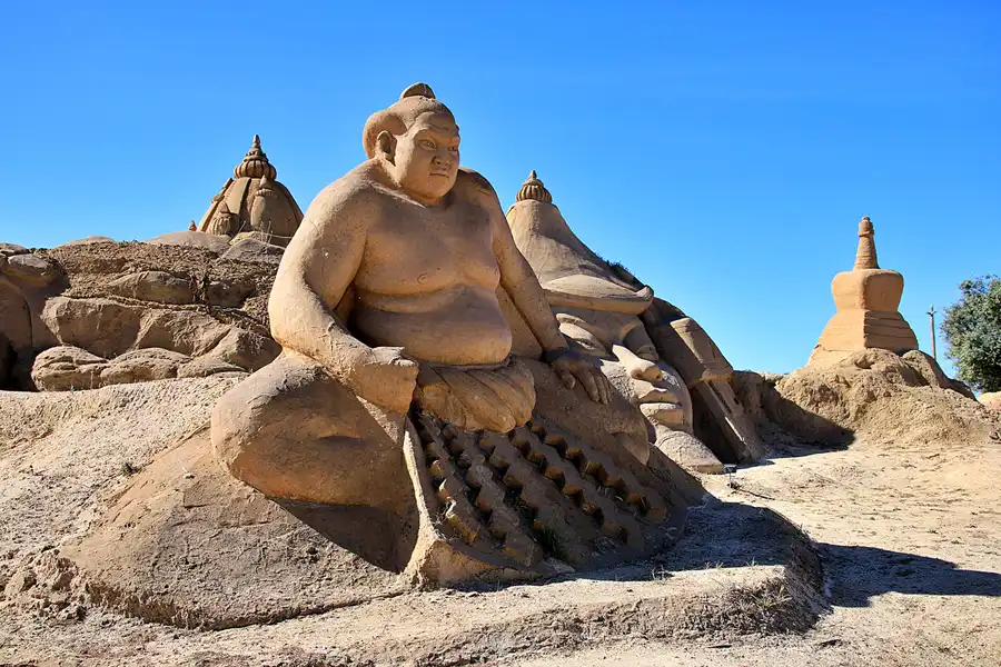 003 | 2023 | Lagoa | Sandcity | © carsten riede fotografie