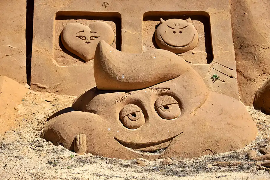 065 | 2023 | Lagoa | Sandcity | © carsten riede fotografie