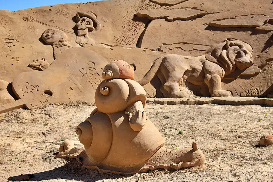 069 | 2023 | Lagoa | Sandcity | © carsten riede fotografie