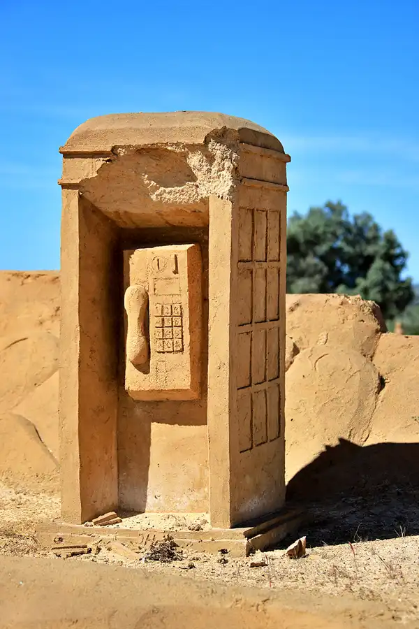 073 | 2023 | Lagoa | Sandcity | © carsten riede fotografie