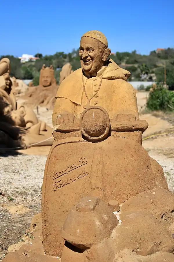 076 | 2023 | Lagoa | Sandcity | © carsten riede fotografie