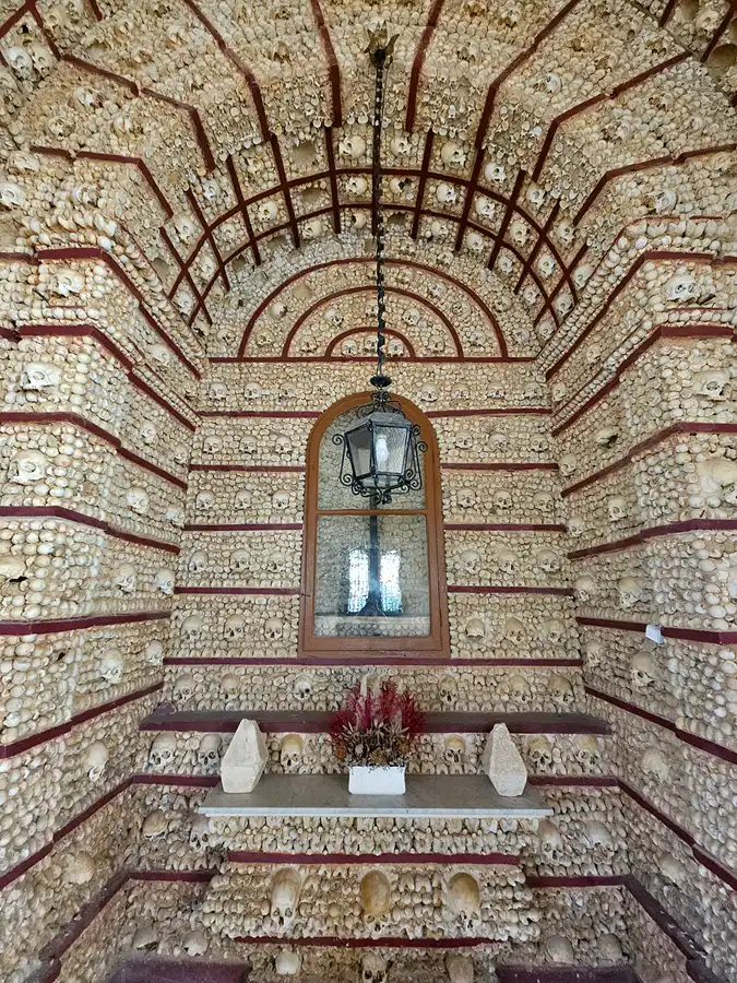 010 | 2023 | Faro | Igreja da Ordem Terceira de Nossa Senhora do Monte do Carmo – Capela dos Ossos | © carsten riede fotografie