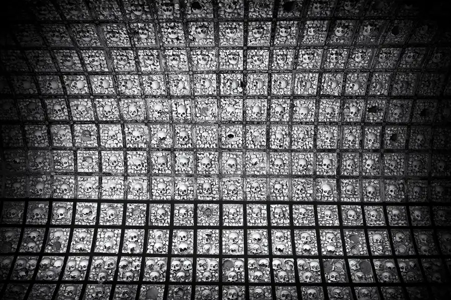 024 | 2023 | Faro | Igreja da Ordem Terceira de Nossa Senhora do Monte do Carmo – Capela dos Ossos | © carsten riede fotografie