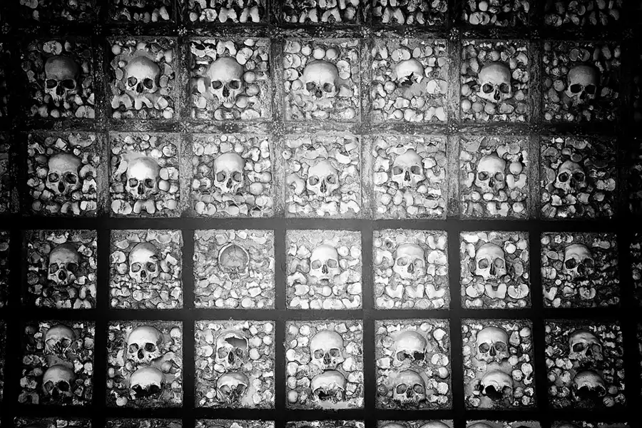 025 | 2023 | Faro | Igreja da Ordem Terceira de Nossa Senhora do Monte do Carmo – Capela dos Ossos | © carsten riede fotografie