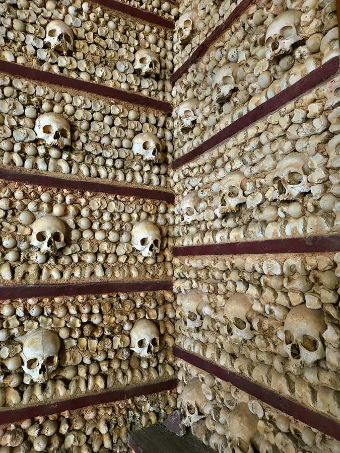 036 | 2023 | Faro | Igreja da Ordem Terceira de Nossa Senhora do Monte do Carmo – Capela dos Ossos | © carsten riede fotografie