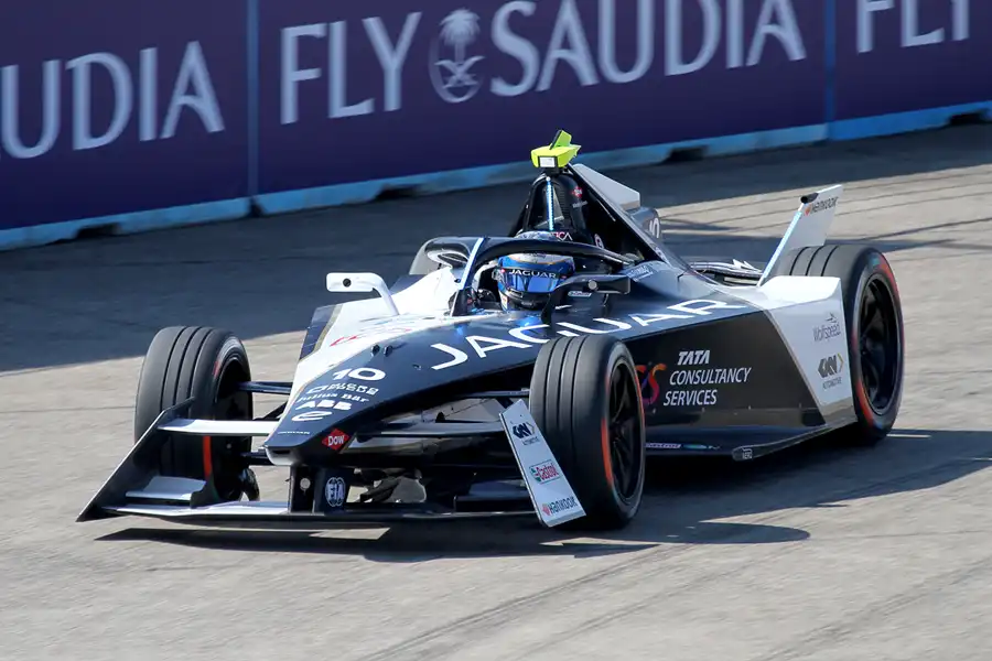 021 | 2023 | Berlin | Jaguar I-Type 6 | Jaguar TCS Racing | Sam Bird | © carsten riede fotografie