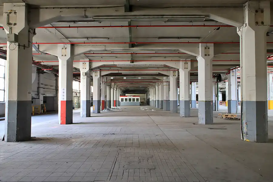 052 | 2023 | Oberlenningen | Papierfabrik Scheufelen | © carsten riede fotografie