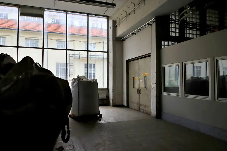 063 | 2023 | Oberlenningen | Papierfabrik Scheufelen | © carsten riede fotografie